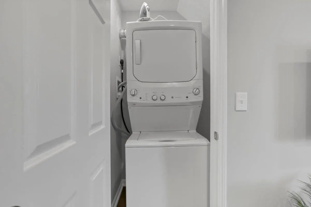 アパート The Schumacher Townhouse - 2 Br コロンバス